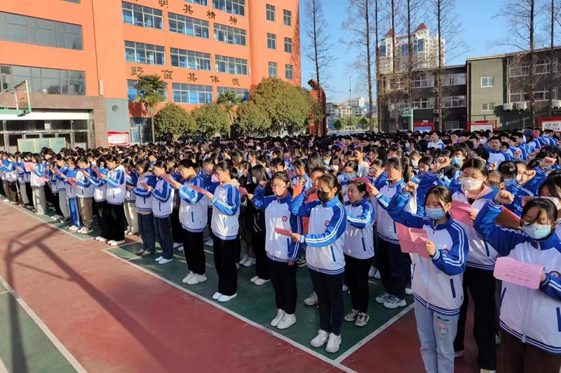 c7b99549bf2fb83892ef3b5853c1b4a.jpg c7b99549bf2fb83892ef3b5853c1b4a.jpg