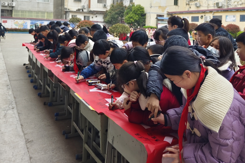 lADPKIJfTHPkR1rNEADNDAA_3072_4096.jpg lADPKIJfTHPkR1rNEADNDAA_3072_4096.jpg