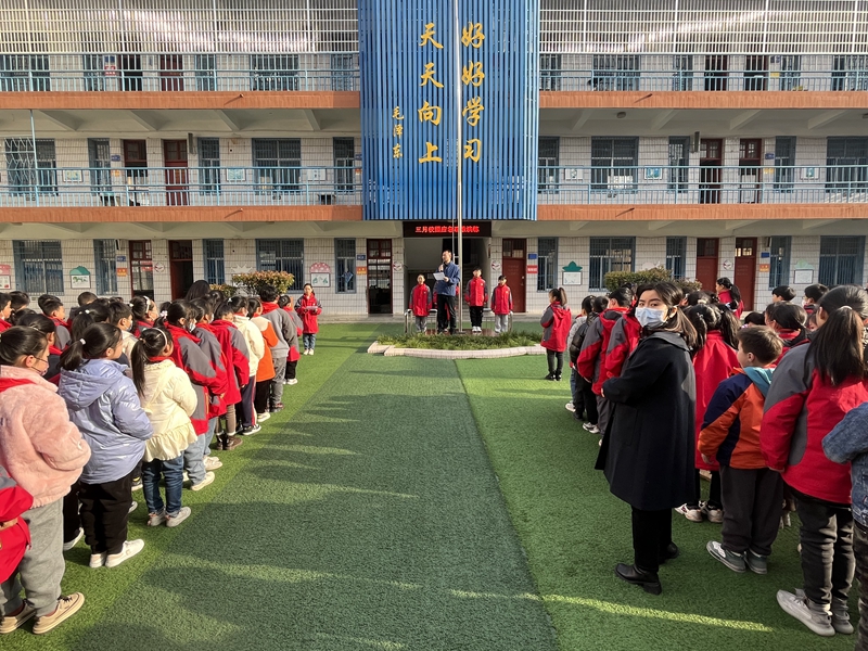 图片5.jpg 图片5.jpg