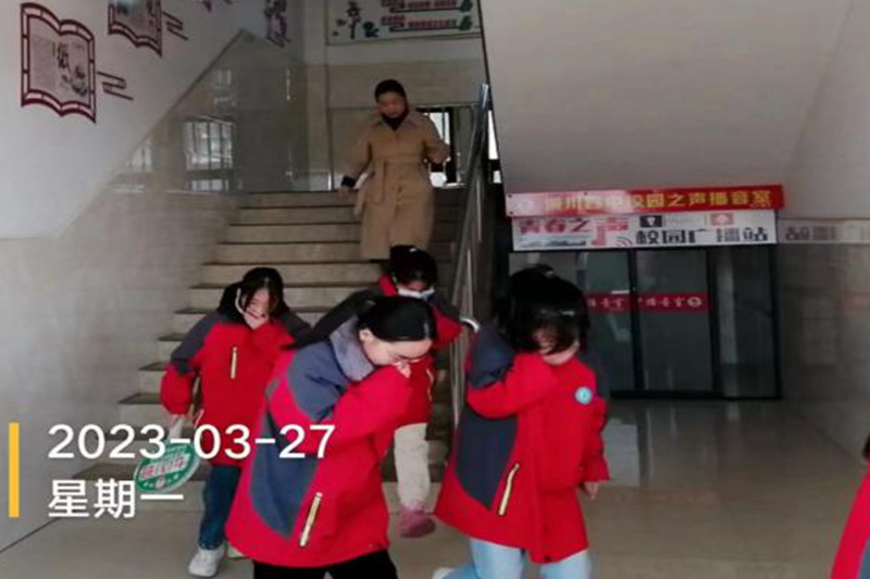 图片4.jpg 图片4.jpg