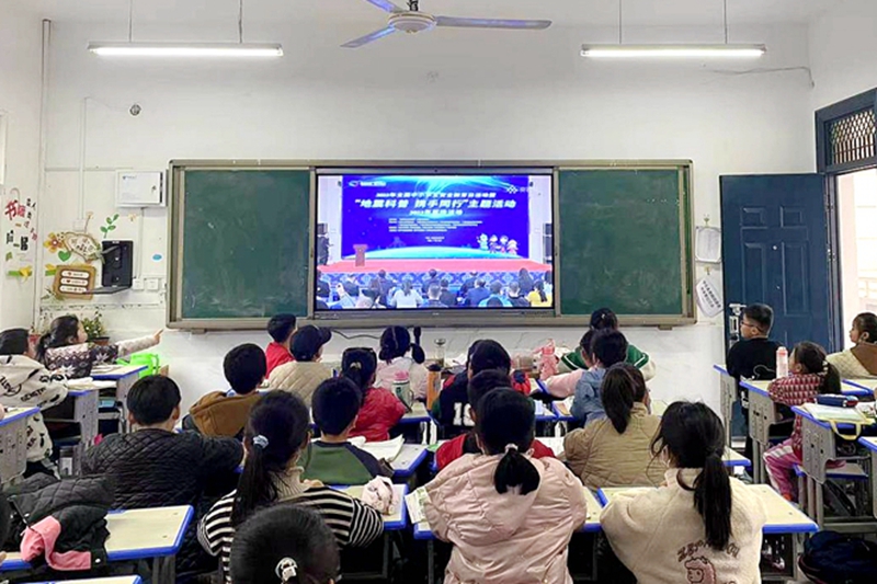 图片2.jpg 图片2.jpg