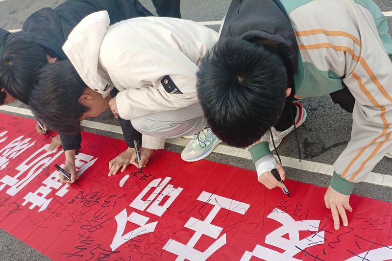 图片15.jpg 图片15.jpg