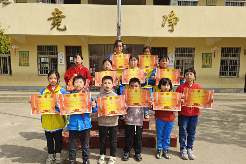图片4.jpg 图片4.jpg