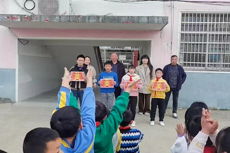 图片8.jpg 图片8.jpg