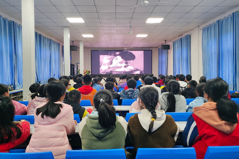 0404_7.jpg 0404_7.jpg