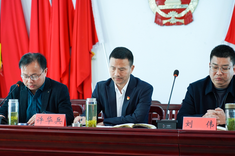 4.校长许华兵讲话.JPG