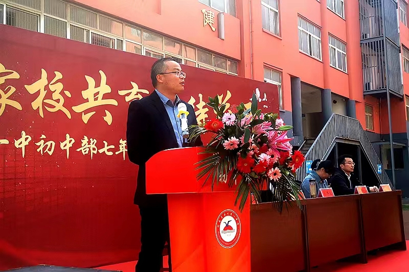七年级年级主任徐玉石.jpg 七年级年级主任徐玉石.jpg