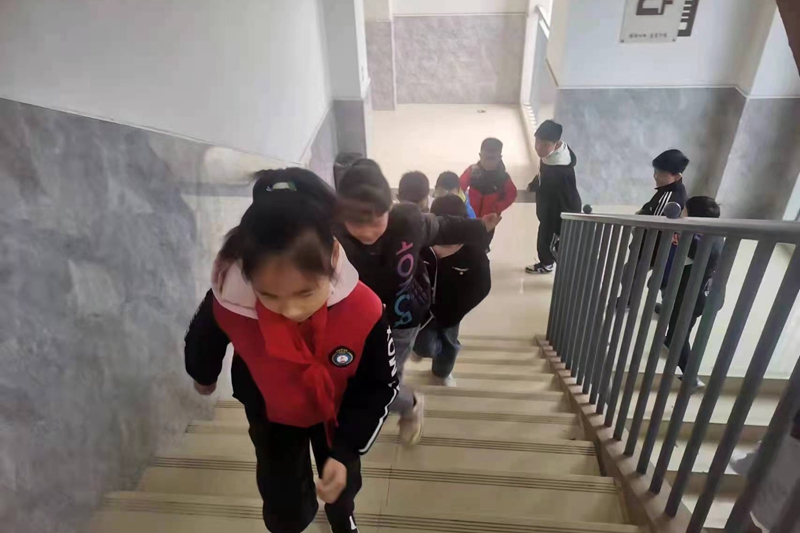 微信图片_202304241301104.jpg 微信图片_202304241301104.jpg