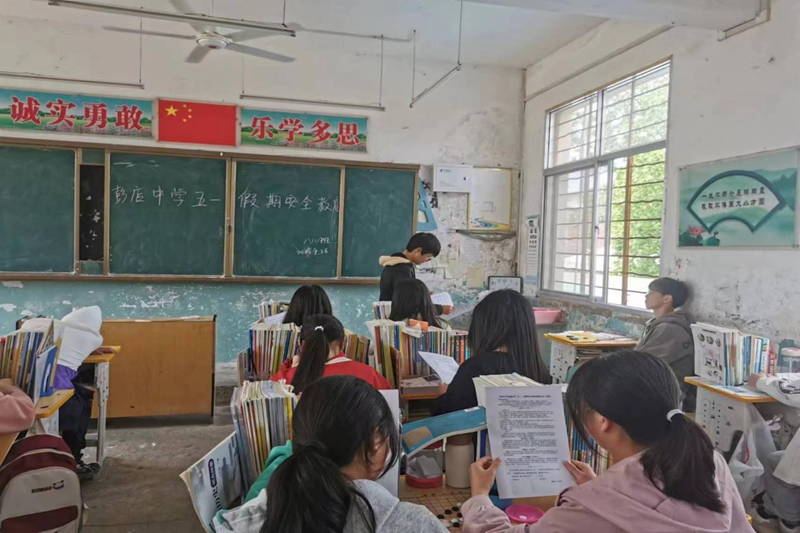 图片 4.png 图片 4.png