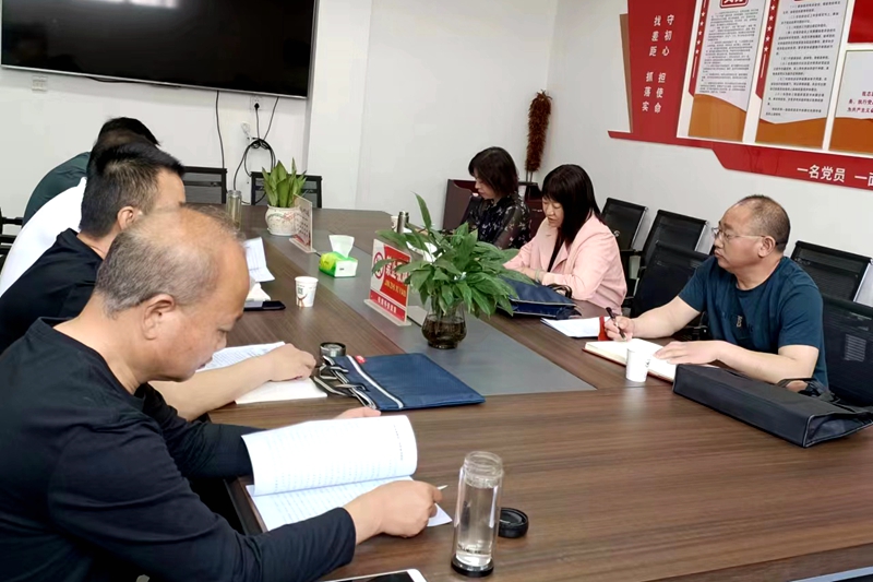 图一:省生源地信用助学贷款考核组莅临潢川县检查指导工作.jpg 图一:省生源地信用助学贷款考核组莅临潢川县检查指导工作.jpg