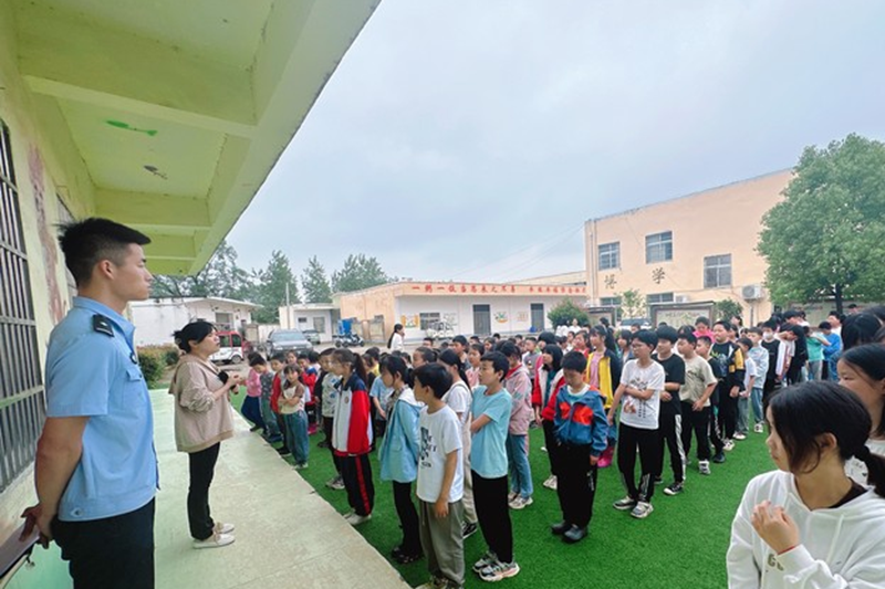 图片200.png 图片200.png