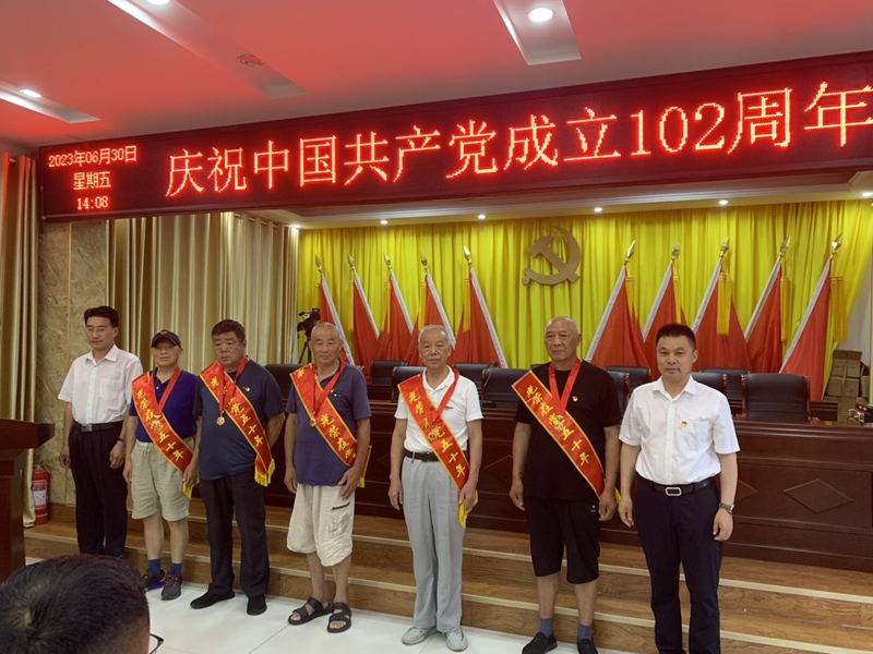 图片 1.png 图片 1.png