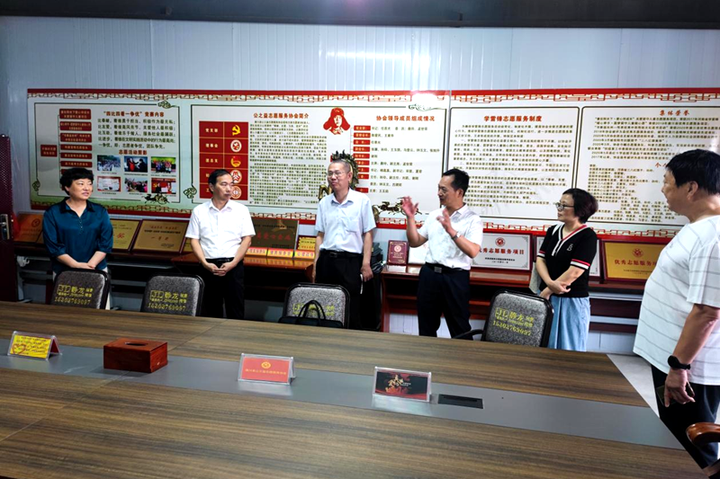 图片4.png 图片4.png