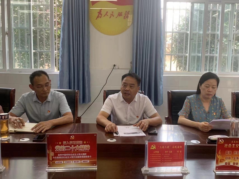 6e80361ee8f5f1b09e1011b27035c65.jpg 6e80361ee8f5f1b09e1011b27035c65.jpg