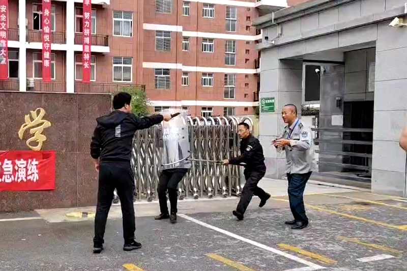教体局 防暴反恐应急演练 (5).png 教体局 防暴反恐应急演练 (5).png