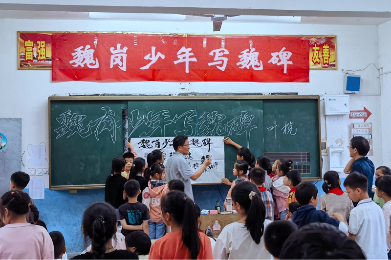 403dba4c6555177c0705ec5cf7f8277.jpg 403dba4c6555177c0705ec5cf7f8277.jpg