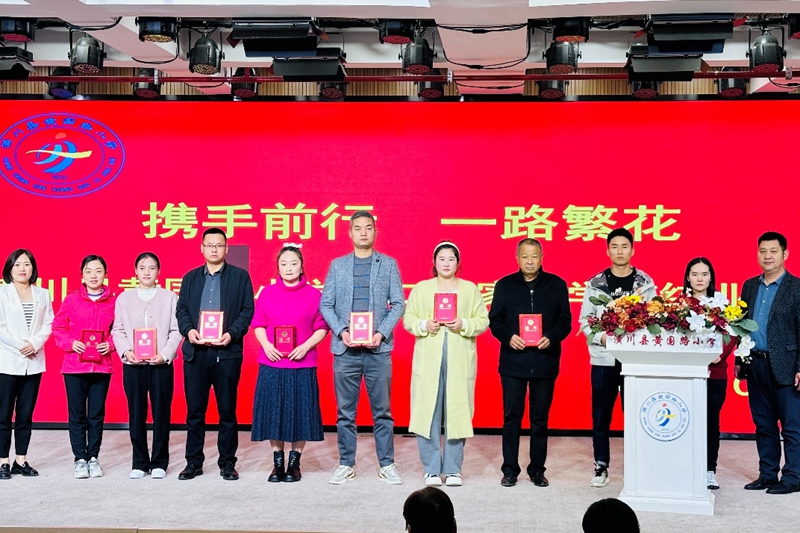 图片8.jpg 图片8.jpg