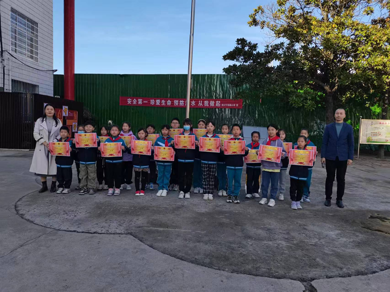 图片 2.png 图片 2.png