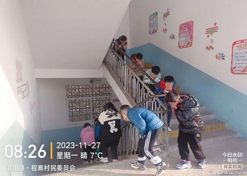 03.jpg