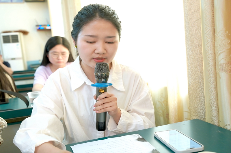 程寨小学教师代表发言.jpg