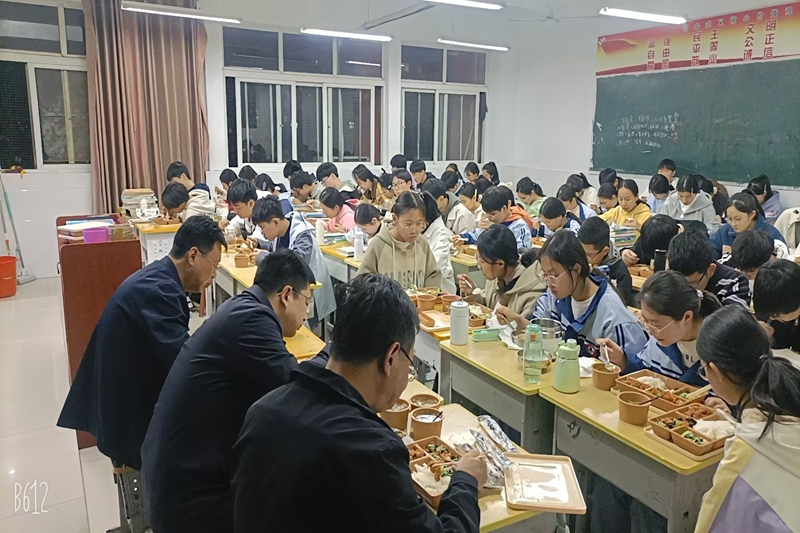 04229a771e6188a59513663088a0f083_compress.jpg 04229a771e6188a59513663088a0f083_compress.jpg