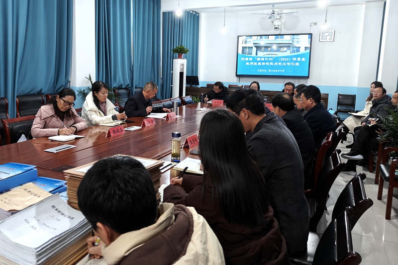 DSC_2412.jpg DSC_2412.jpg