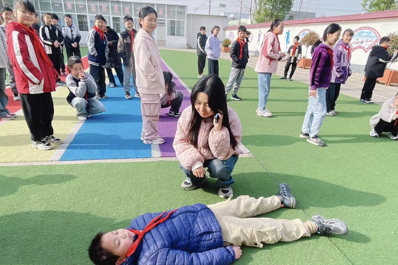 潢川县魏岗余店小学开展校园突发事件应急演练活动照片②.jpg