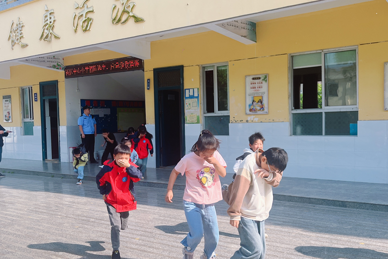 图片 4.png 图片 4.png