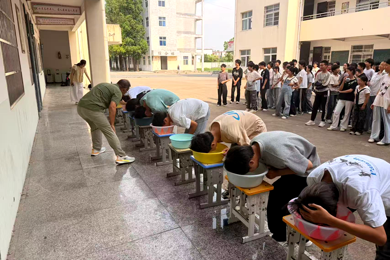 图片3.png 图片3.png