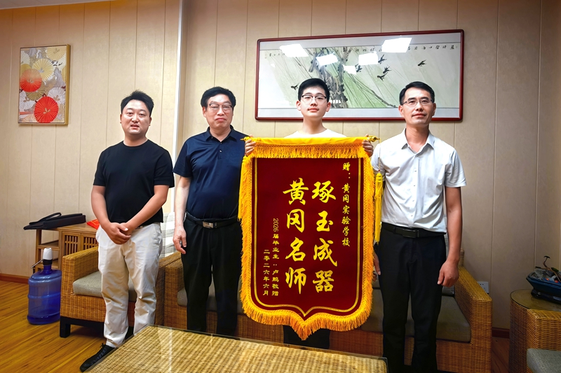 图片1.jpg 图片1.jpg
