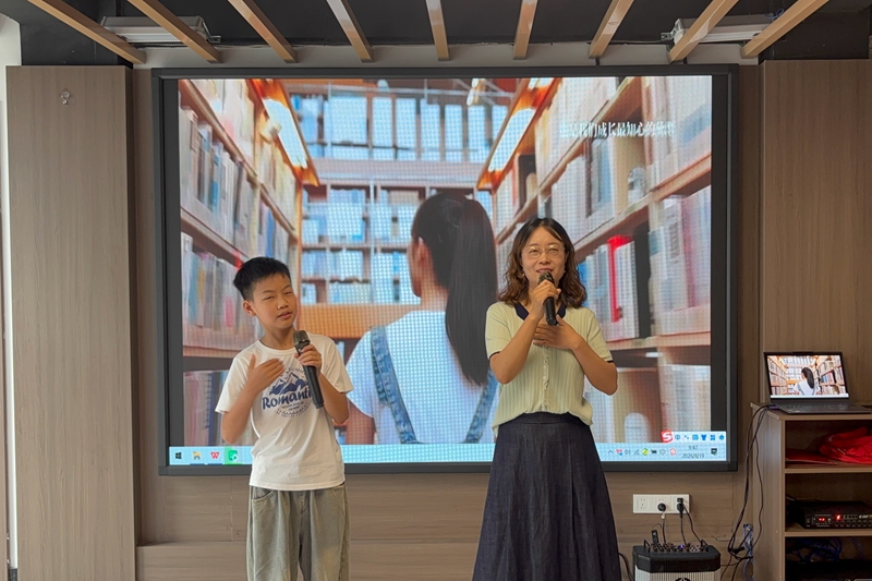 11官文君 陶瀚存 《书香少年》.jpg 11官文君 陶瀚存 《书香少年》.jpg